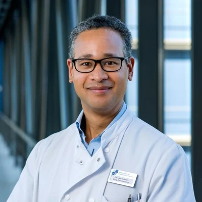 Dr. Akin Inderson