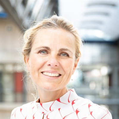 Evelien Dekker